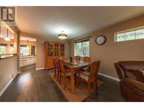 5807 Todd  Road, Kamloops, BC - Indoor Photo Showing Dining Room