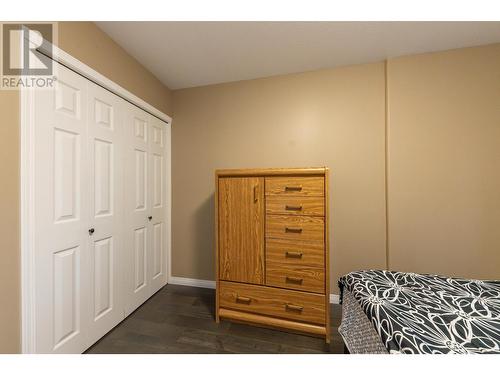 5807 Todd  Road, Kamloops, BC - Indoor Photo Showing Bedroom