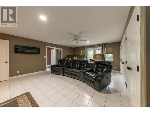 5807 Todd  Road, Kamloops, BC - Indoor