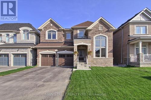 22 Kenneth Ross Bend, East Gwillimbury, ON - Outdoor With Facade