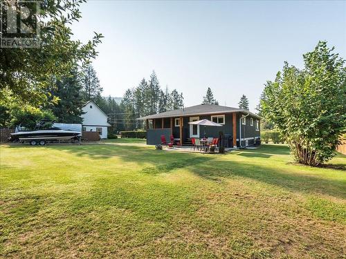 10 Skands Road, Christina Lake, BC - Outdoor With Deck Patio Veranda