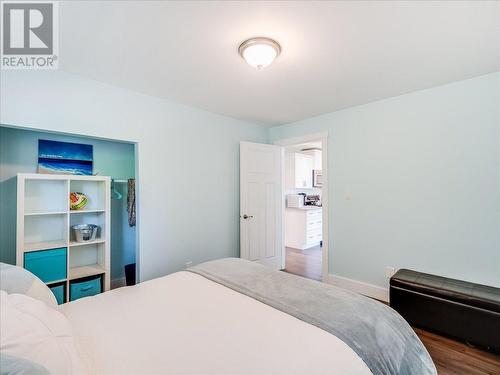 10 Skands Road, Christina Lake, BC - Indoor Photo Showing Bedroom