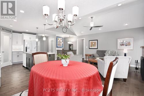 23 Blairmont Terrace, St. Thomas, ON - Indoor Photo Showing Dining Room