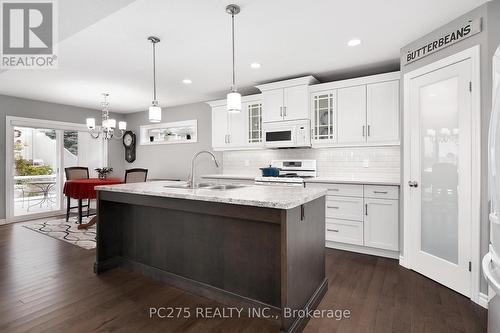 23 Blairmont Terrace, St. Thomas, ON - Indoor Photo Showing Kitchen With Upgraded Kitchen