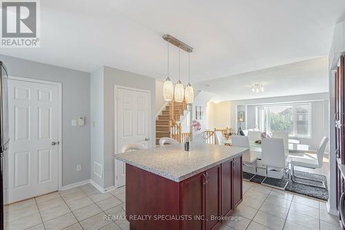 1 - 5005 Oscar Peterson Boulevard, Mississauga, ON - Indoor Photo Showing Kitchen