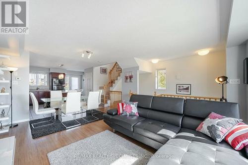 1 - 5005 Oscar Peterson Boulevard, Mississauga, ON - Indoor Photo Showing Living Room