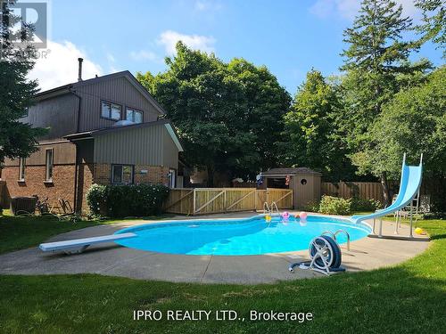 7027 Estoril Road, Mississauga, ON - Outdoor With In Ground Pool With Backyard