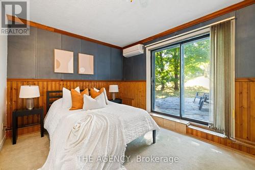 17520 Keele Street, King, ON - Indoor Photo Showing Bedroom