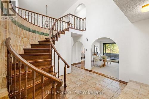 17520 Keele Street, King, ON - Indoor Photo Showing Other Room