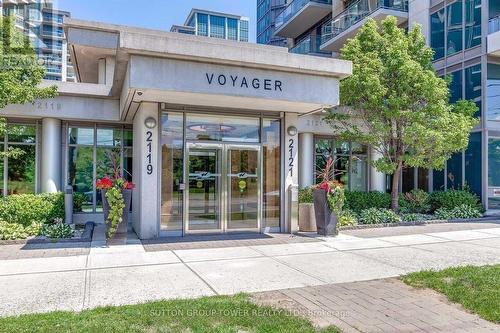 2205 - 2121 Lakeshore Boulevard W, Toronto, ON - Outdoor With Facade