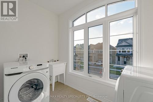 46 Eastman Drive, Brampton, ON - Indoor Photo Showing Laundry Room