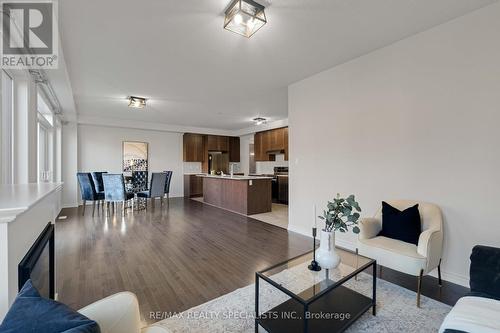 46 Eastman Drive, Brampton, ON - Indoor Photo Showing Living Room