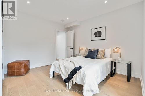 168 Essex Street, Toronto, ON - Indoor Photo Showing Bedroom