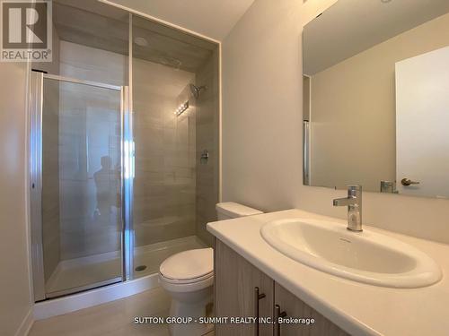 21 - 3409 Ridgeway Drive E, Mississauga, ON - Indoor Photo Showing Bathroom