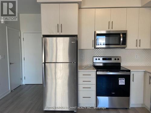 21 - 3409 Ridgeway Drive E, Mississauga, ON - Indoor Photo Showing Kitchen With Stainless Steel Kitchen