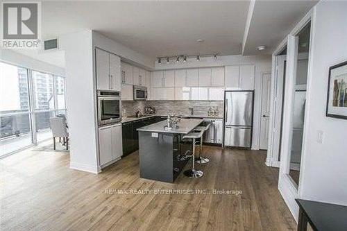 2303 - 80 Marine Parade Drive, Toronto, ON - Indoor Photo Showing Kitchen With Upgraded Kitchen