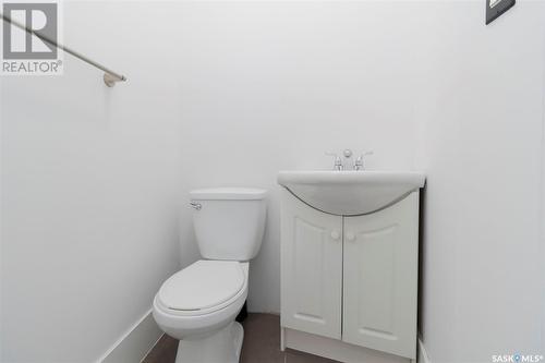 104 Idylwyld Place, Saskatoon, SK - Indoor Photo Showing Bathroom