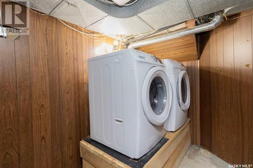 104 Idylwyld Place, Saskatoon, SK - Indoor Photo Showing Laundry Room