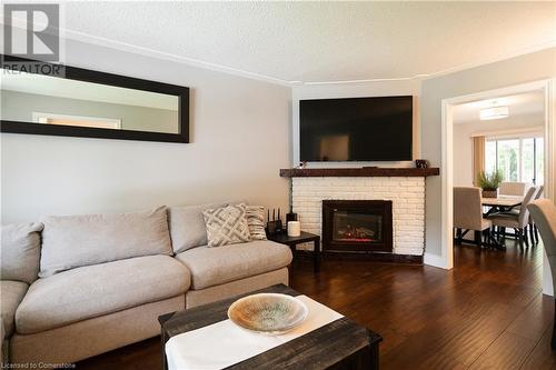 25 Windward Street, St. Catharines, ON - Indoor Photo Showing Living Room With Fireplace