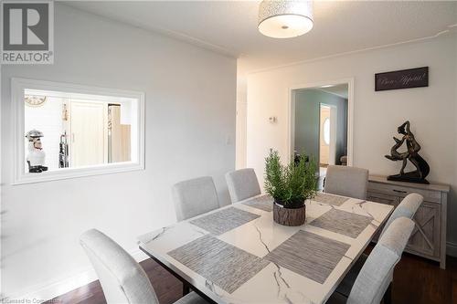 25 Windward Street, St. Catharines, ON - Indoor Photo Showing Dining Room