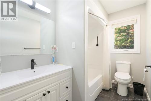 54 Ridge Way, Grand Bay-Westfield, NB - Indoor Photo Showing Bathroom