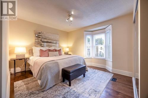 119 Glenforest Road, Toronto, ON - Indoor Photo Showing Bedroom