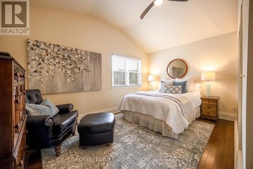 119 Glenforest Road, Toronto, ON - Indoor Photo Showing Bedroom