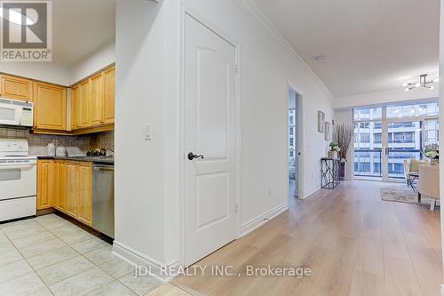 1709 - 880 Grandview Way, Toronto, ON - Indoor Photo Showing Kitchen