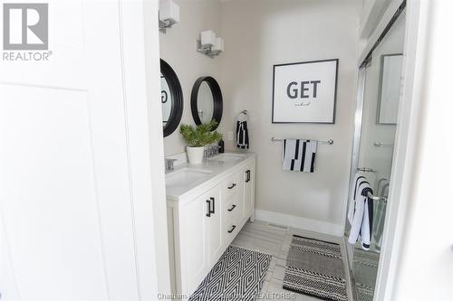 296 Davies Street East, Dresden, ON - Indoor Photo Showing Bathroom