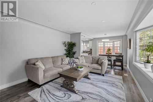 3151 Dandurand, Windsor, ON - Indoor Photo Showing Living Room