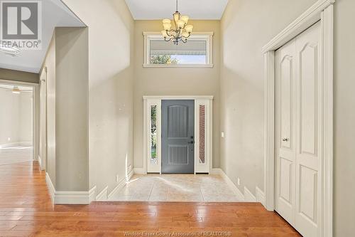 16 Wisteria Lane, Kingsville, ON - Indoor Photo Showing Other Room