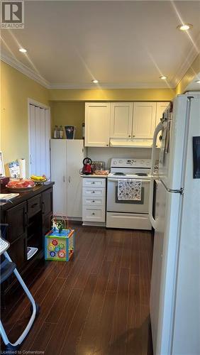 834 Shelborne Street, London, ON - Indoor Photo Showing Kitchen