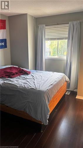 834 Shelborne Street, London, ON - Indoor Photo Showing Bedroom