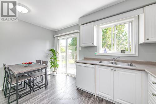 140 Monique Crescent, Barrie, ON - Indoor Photo Showing Kitchen With Double Sink