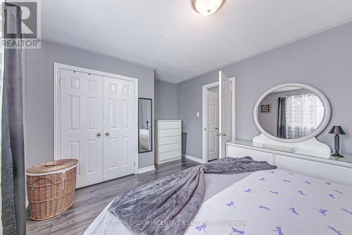 140 Monique Crescent, Barrie, ON - Indoor Photo Showing Bedroom