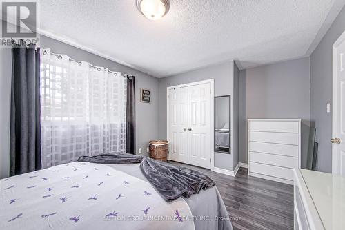 140 Monique Crescent, Barrie, ON - Indoor Photo Showing Bedroom