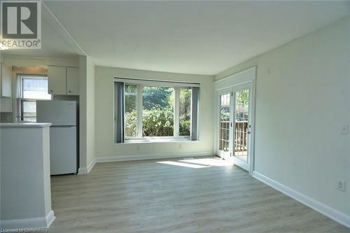 26 Highcliffe Avenue, Hamilton, ON - Indoor Photo Showing Kitchen