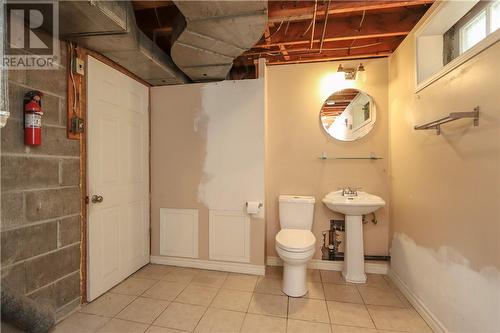 416 Arnold Street, Sudbury, ON - Indoor Photo Showing Bathroom