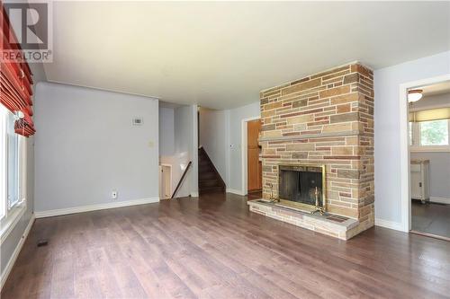 416 Arnold Street, Sudbury, ON - Indoor Photo Showing Living Room With Fireplace