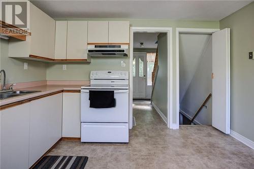 193 Shelley Drive, Sudbury, ON - Indoor Photo Showing Kitchen