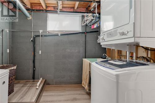 385 Labine Street, Azilda, ON - Indoor Photo Showing Laundry Room