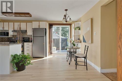 385 Labine Street, Azilda, ON - Indoor Photo Showing Kitchen