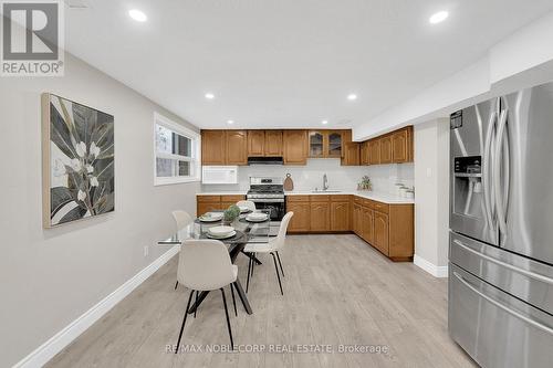 23 Kanarick Crescent, Toronto, ON - Indoor Photo Showing Kitchen