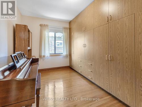 79 Cuffley Crescent S, Toronto, ON - Indoor Photo Showing Other Room