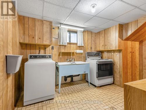 79 Cuffley Crescent S, Toronto, ON - Indoor Photo Showing Laundry Room