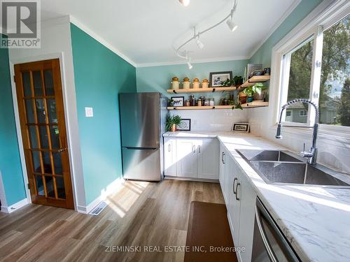 134 Picadilly Circle, Iroquois Falls, ON - Indoor Photo Showing Kitchen With Double Sink