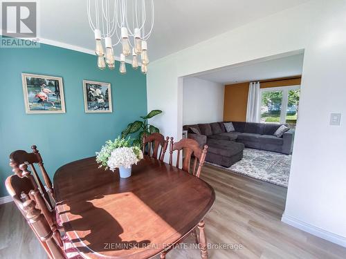 134 Picadilly Circle, Iroquois Falls, ON - Indoor Photo Showing Dining Room