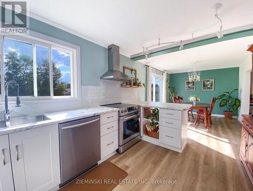 134 Picadilly Circle, Iroquois Falls, ON - Indoor Photo Showing Kitchen With Stainless Steel Kitchen