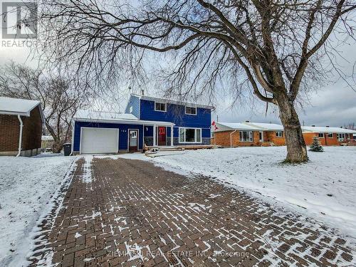 134 Picadilly Circle, Iroquois Falls, ON - Outdoor With Facade