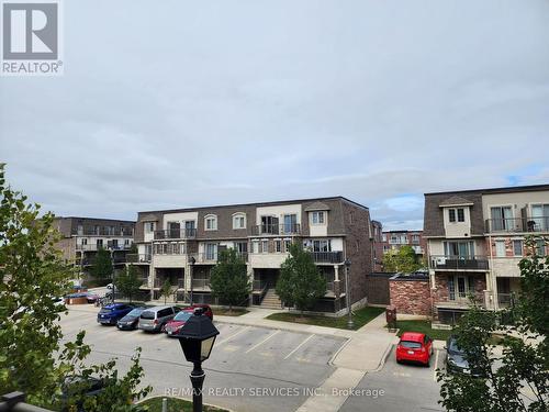 E - 237 Rachel Crescent, Kitchener, ON - Outdoor